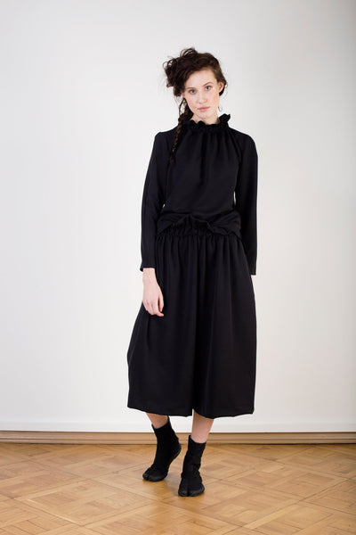 Blouse With Ruffled Collar