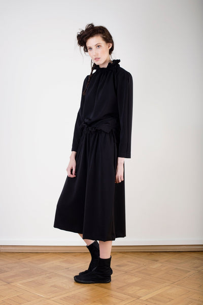 Blouse With Ruffled Collar