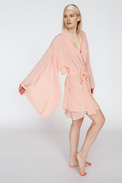 Maigi rozā  Īss  Mulberry Zīda krepa Kimono Halāts – Roku Darbs | Viens Izmērs Der Vairumam