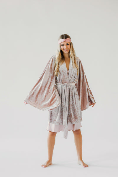 Samta kimono stila rīta halāts – Roku darbs | Viens izmērs der vairumam
