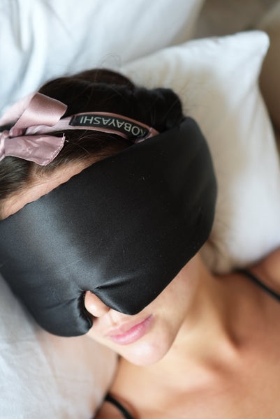 Mulberry Silk Eyelash Protecting 3D contoured sleeping mask/ Adjustable strap