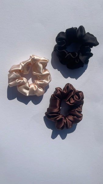 M size silk scrunchie SET of 3