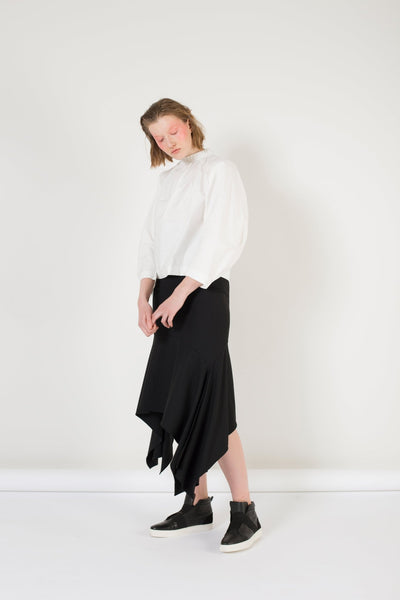 Curved line skirt